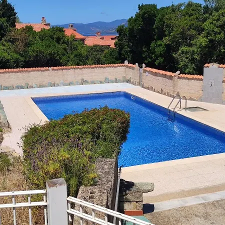 Splendide Vue Avec Piscine Дом отдыха Проприано